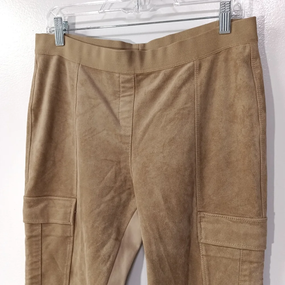 BCBGMaxAzria Tan Pants - Picture 3 of 7